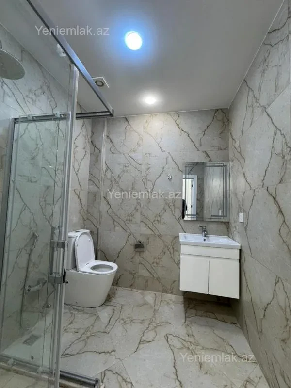 Satılır 2 otaqlı yeni tikili 70 m²