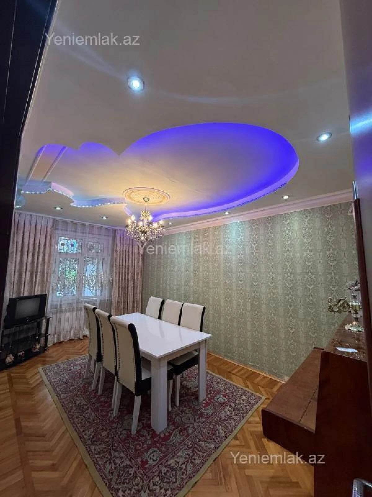 Satılır 3 otaqlı köhnə tikili 90 m²