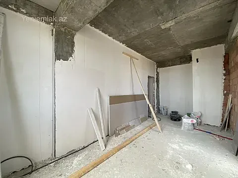 Satılır 3 otaqlı yeni tikili 90 m²
