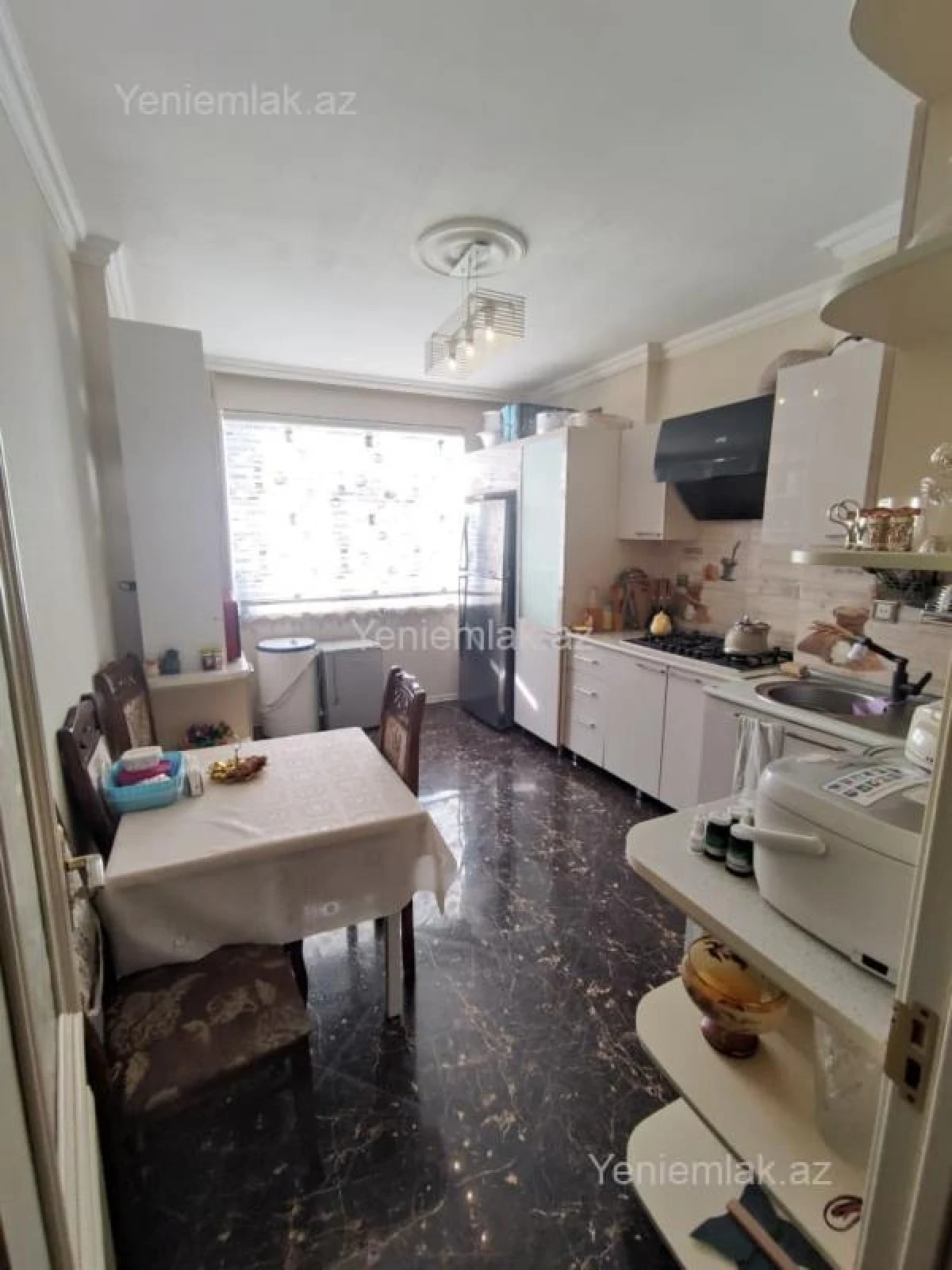 Satılır 3 otaqlı yeni tikili 100 m²