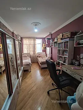 Satılır 3 otaqlı yeni tikili 100 m²