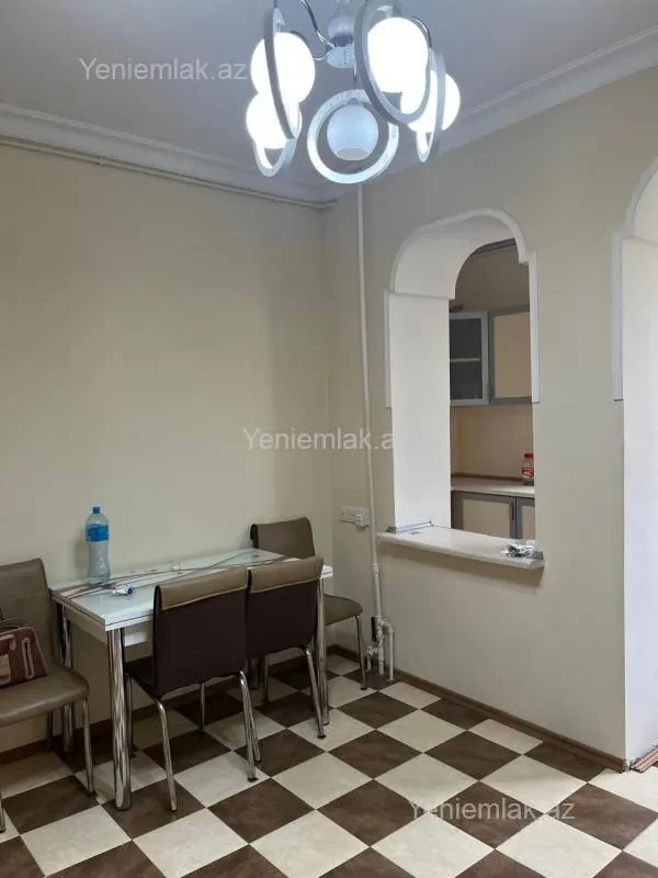 Satılır 3 otaqlı yeni tikili 100 m²