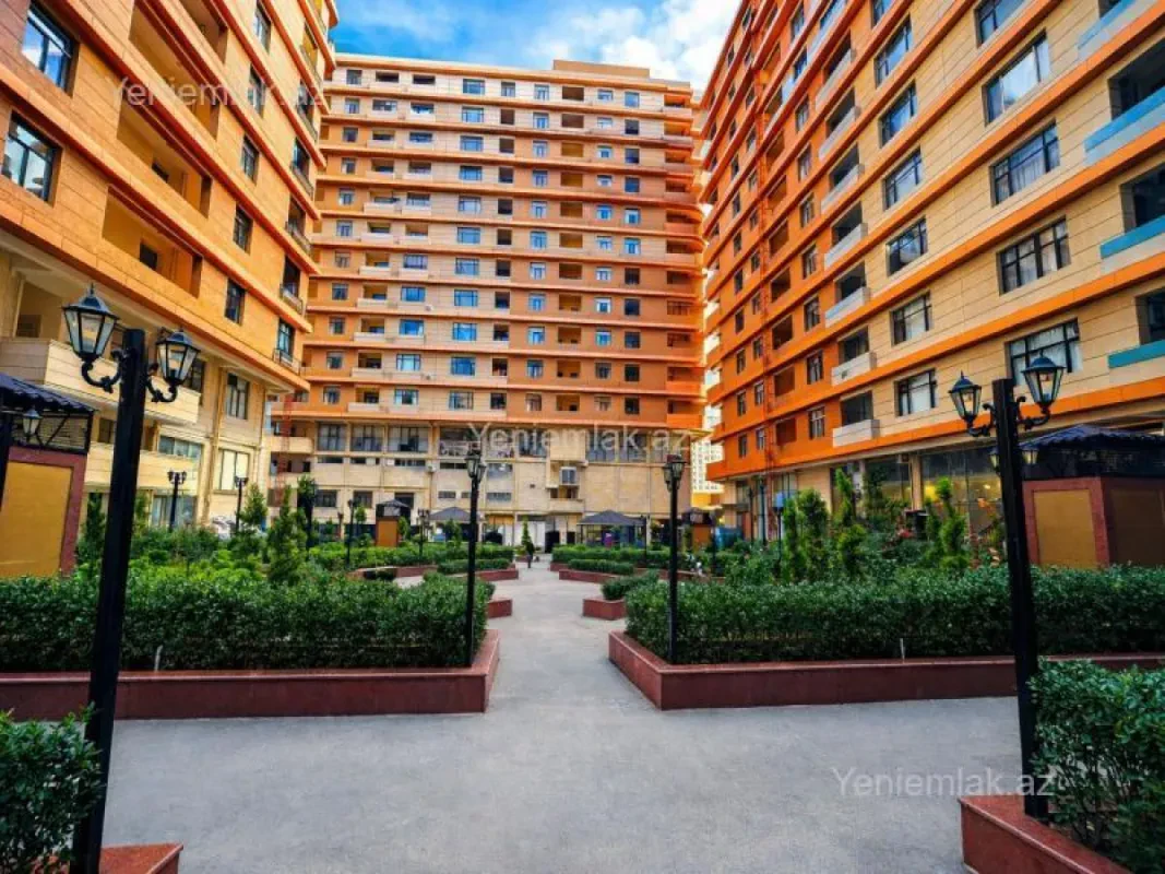 Satılır 3 otaqlı yeni tikili 115 m²