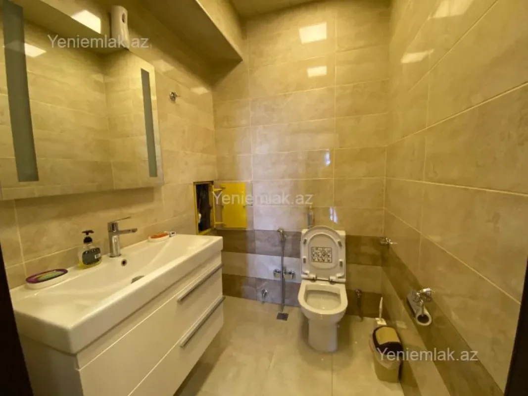 Satılır 3 otaqlı yeni tikili 150 m²