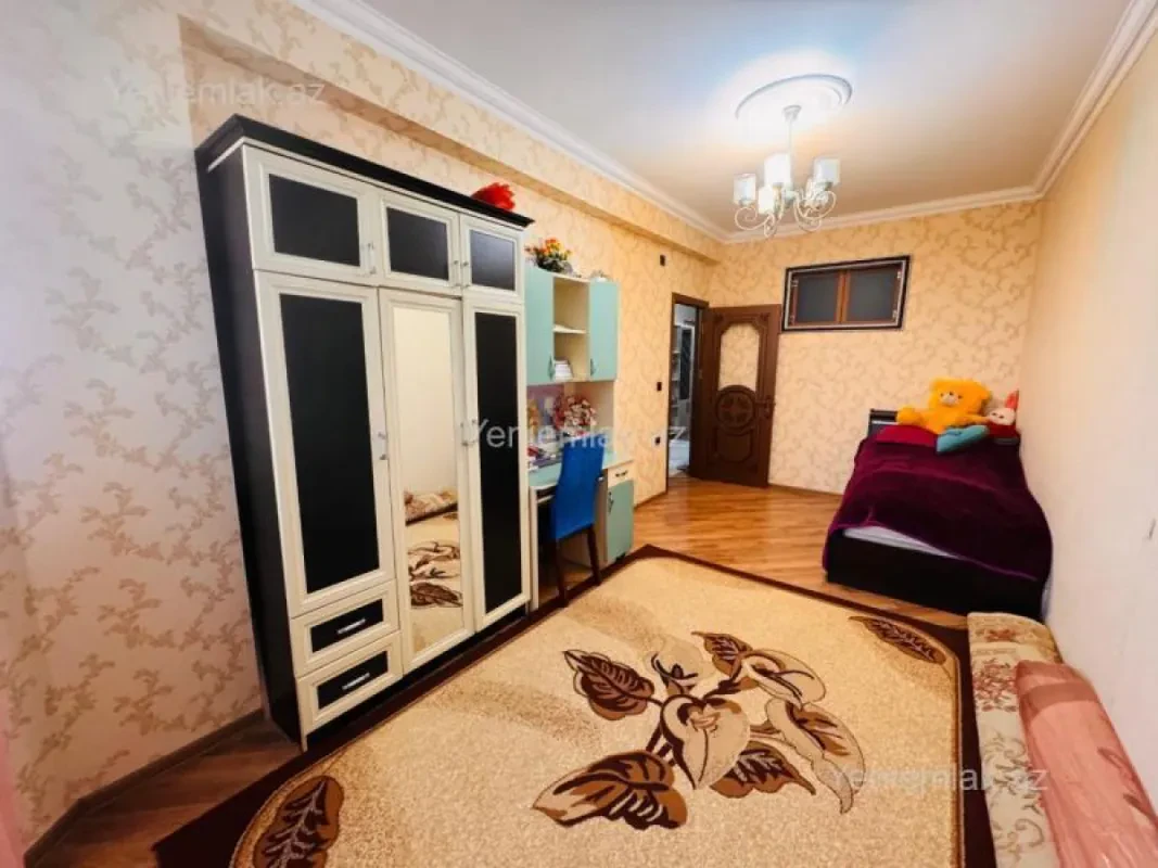 Satılır 4 otaqlı yeni tikili 136 m²