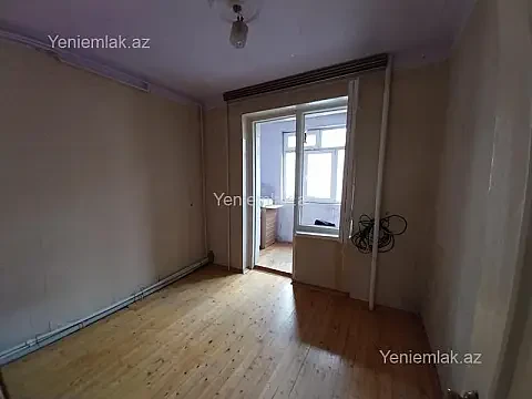 Satılır 1 otaqlı köhnə tikili 40 m²