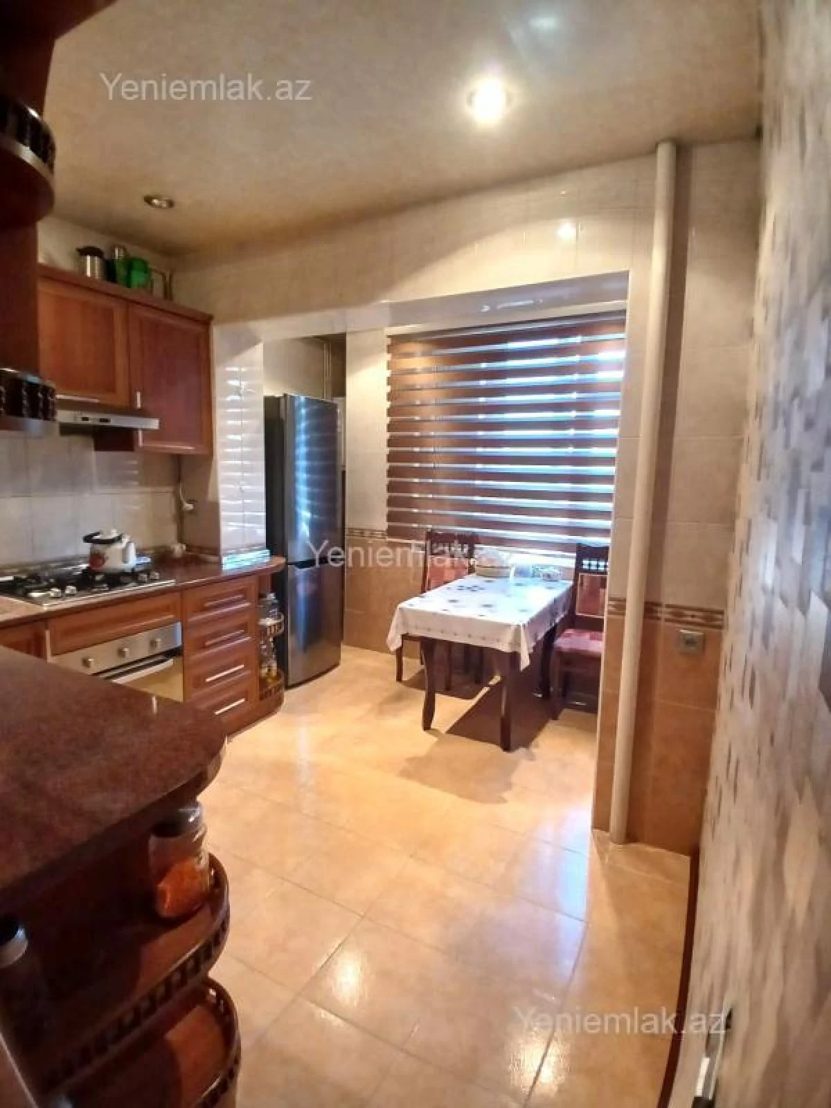 Satılır 4 otaqlı köhnə tikili 120 m²