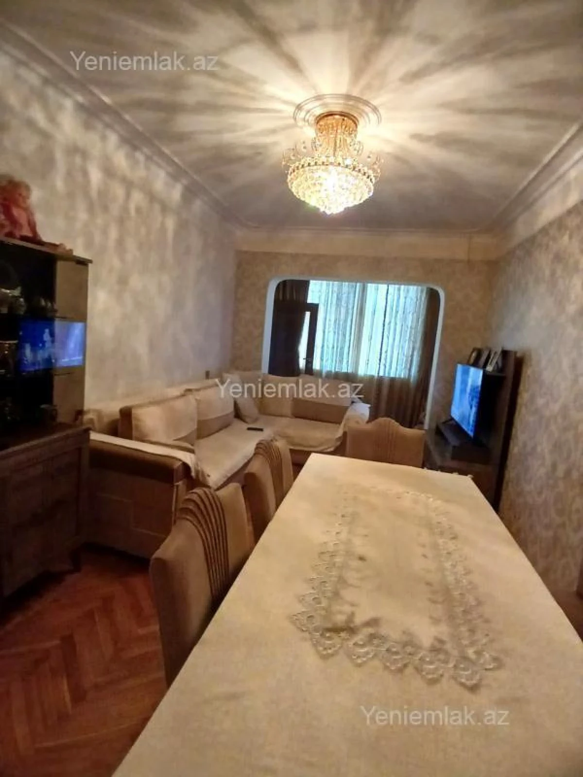 Satılır 4 otaqlı köhnə tikili 120 m²