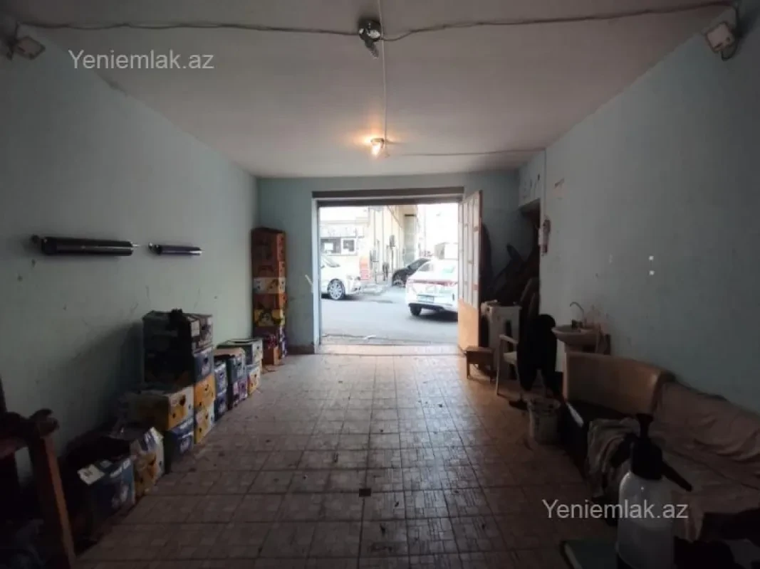 Satılır qaraj 52 m²