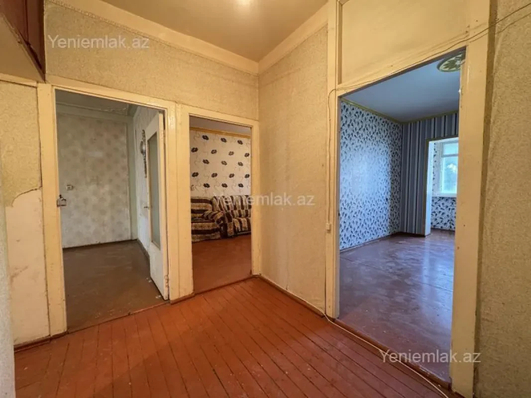 Satılır 3 otaqlı köhnə tikili 72 m²
