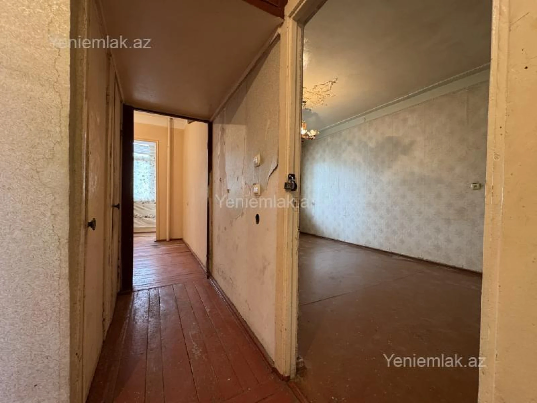 Satılır 3 otaqlı köhnə tikili 72 m²