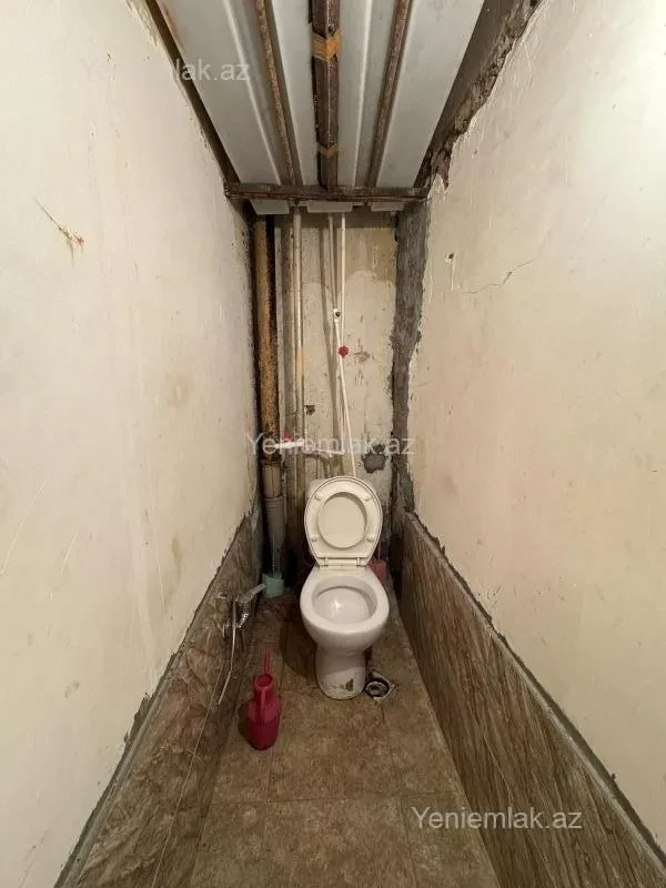 Satılır 3 otaqlı köhnə tikili 72 m²