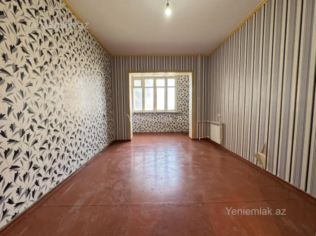 Satılır 3 otaqlı köhnə tikili 72 m²