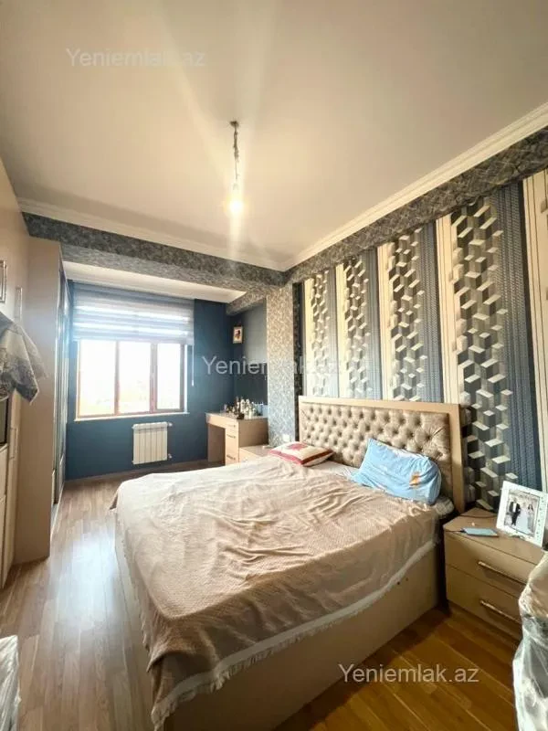 Satılır 3 otaqlı yeni tikili 110 m²
