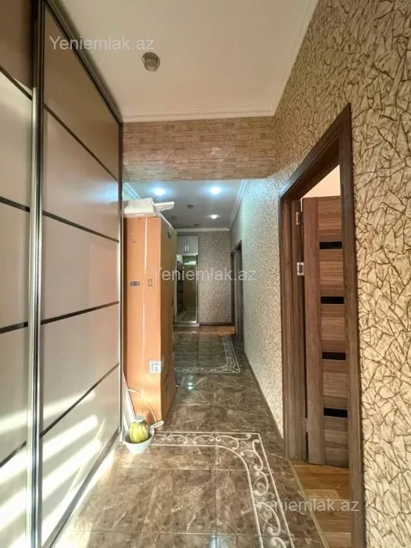 Satılır 3 otaqlı yeni tikili 110 m²