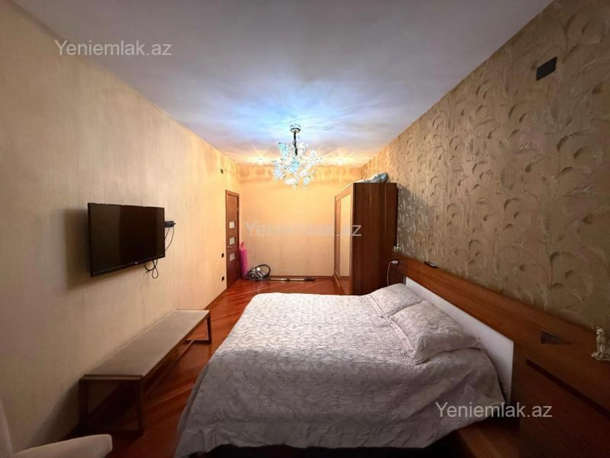 Satılır 3 otaqlı yeni tikili 100 m²