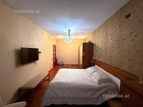 Satılır 3 otaqlı yeni tikili 100 m²