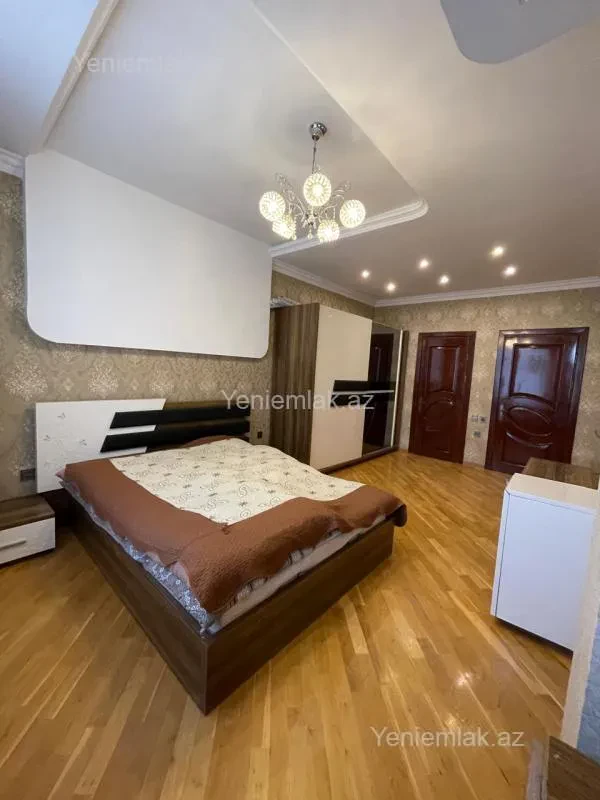 Satılır 3 otaqlı yeni tikili 150 m²