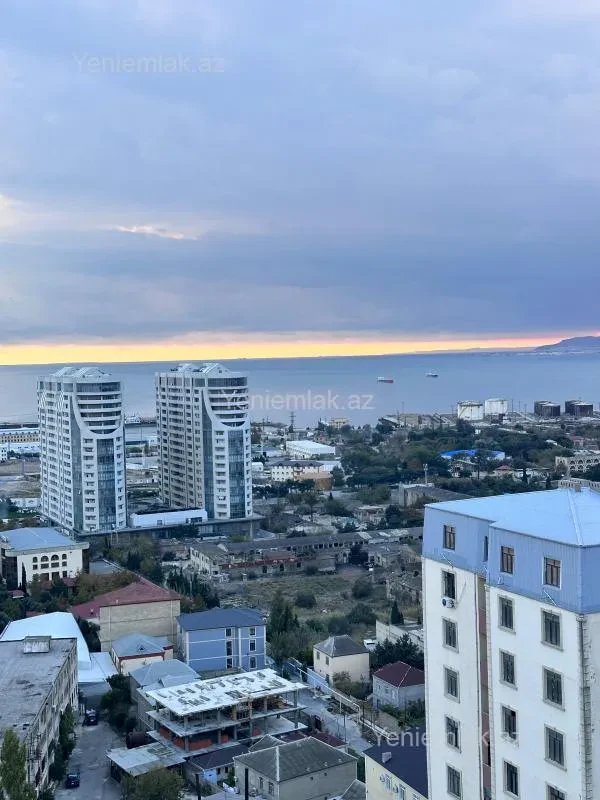 Satılır 2 otaqlı yeni tikili 62 m²