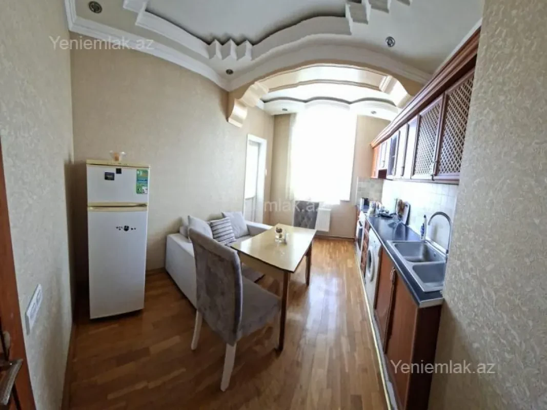 Satılır 2 otaqlı yeni tikili 90 m²