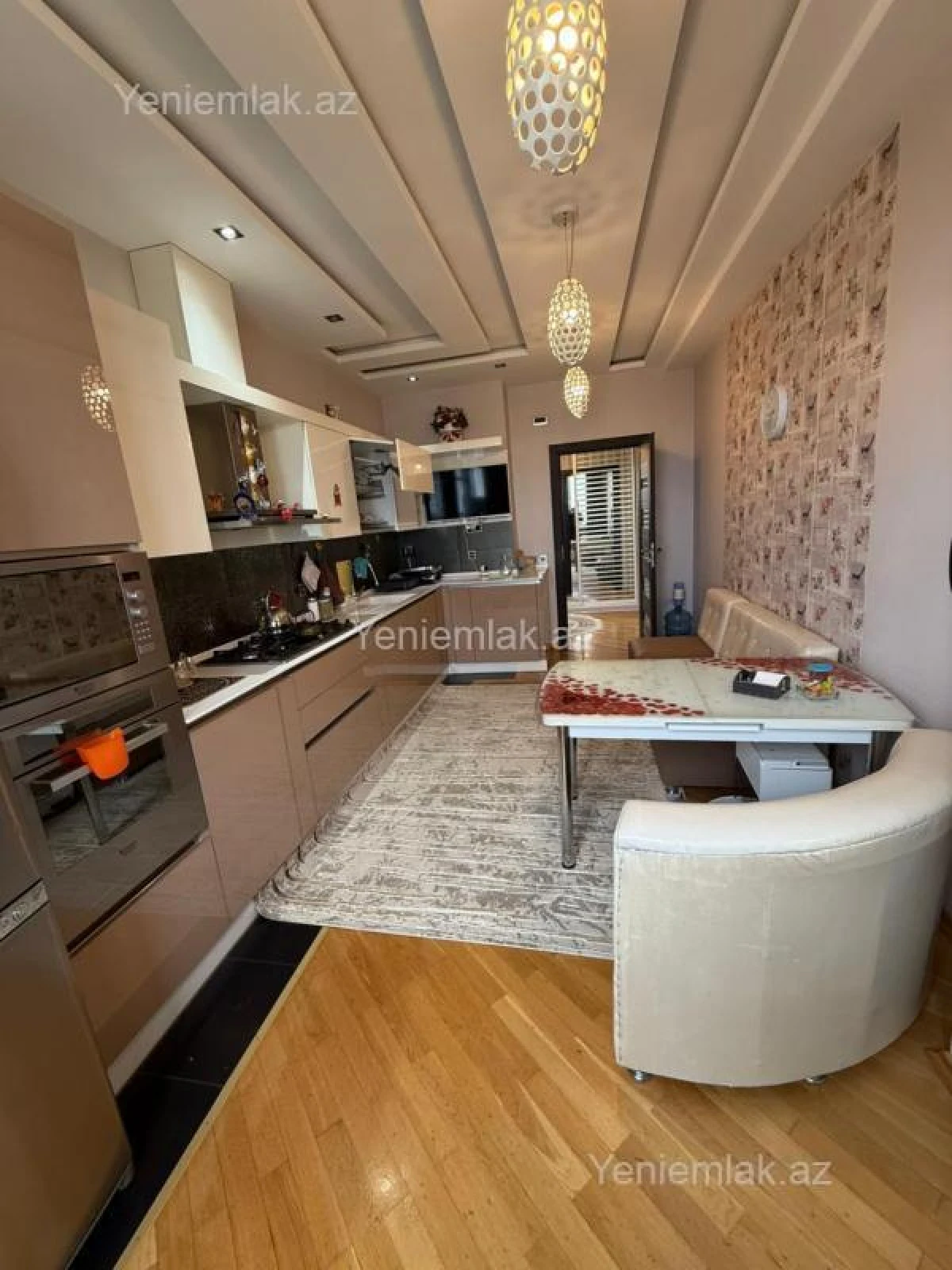Satılır 2 otaqlı yeni tikili 90 m²