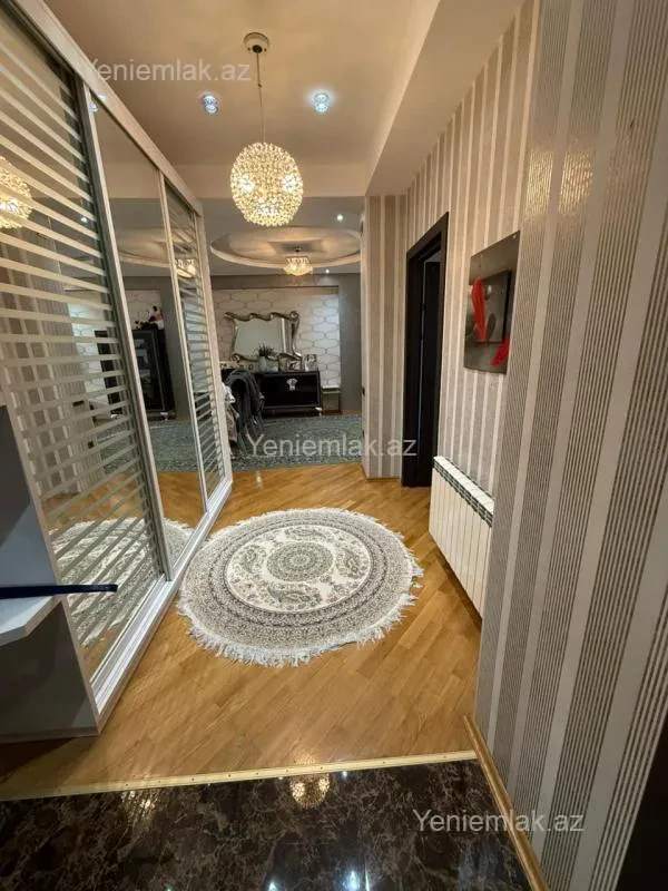 Satılır 2 otaqlı yeni tikili 90 m²
