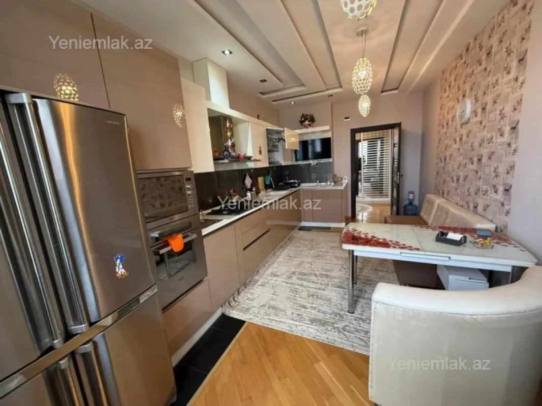 Satılır 2 otaqlı yeni tikili 90 m²