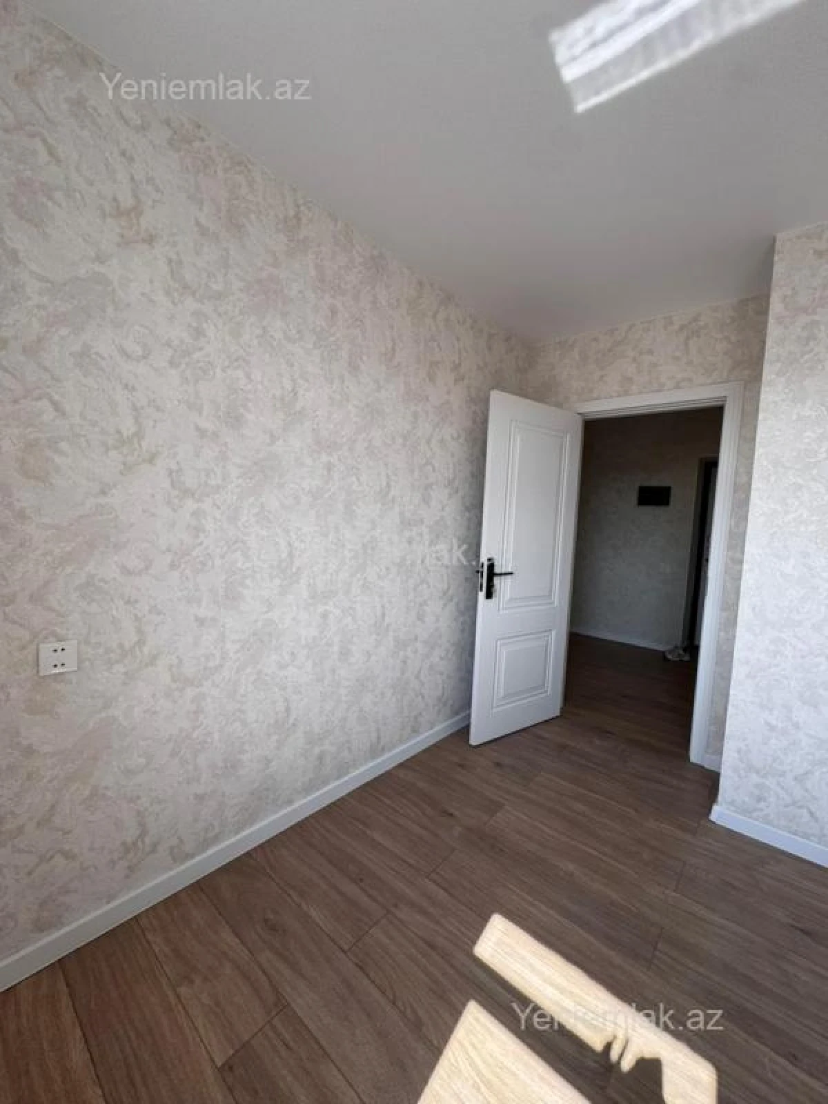 Satılır 3 otaqlı köhnə tikili 70 m²