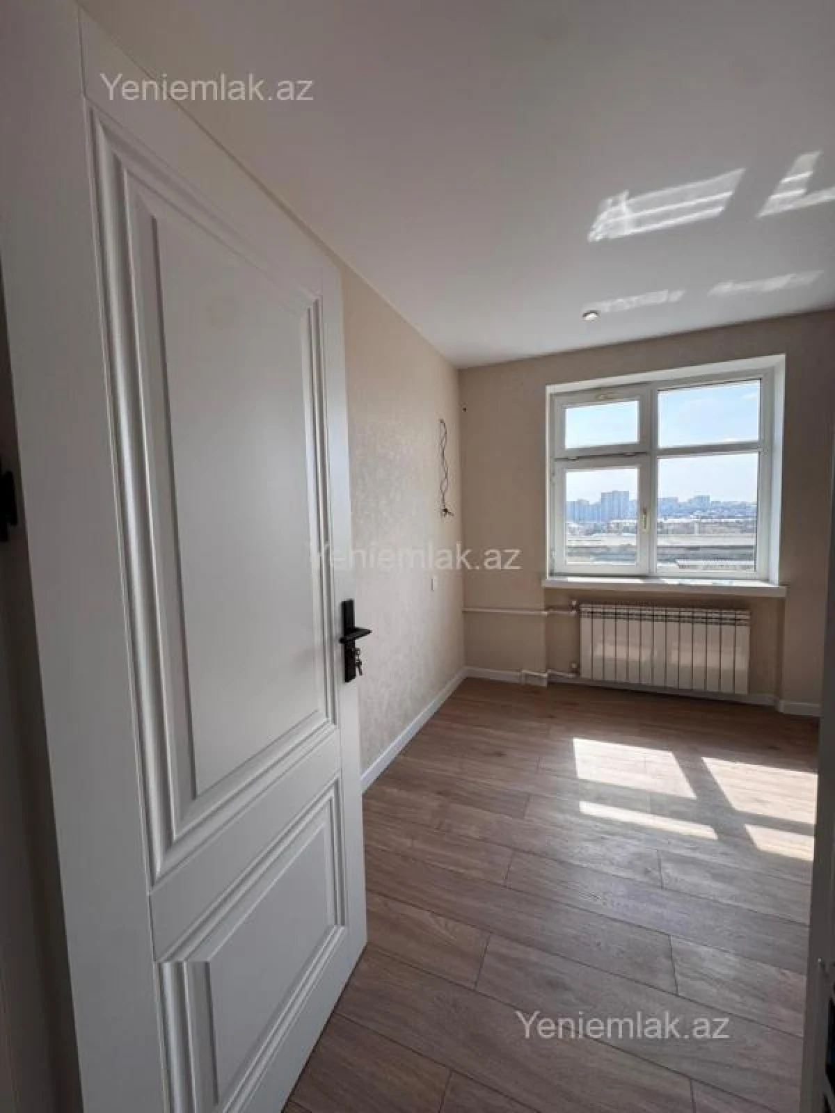 Satılır 3 otaqlı köhnə tikili 70 m²