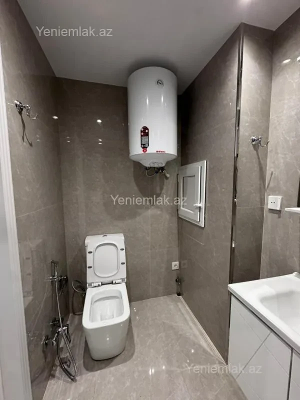 Satılır 3 otaqlı köhnə tikili 70 m²