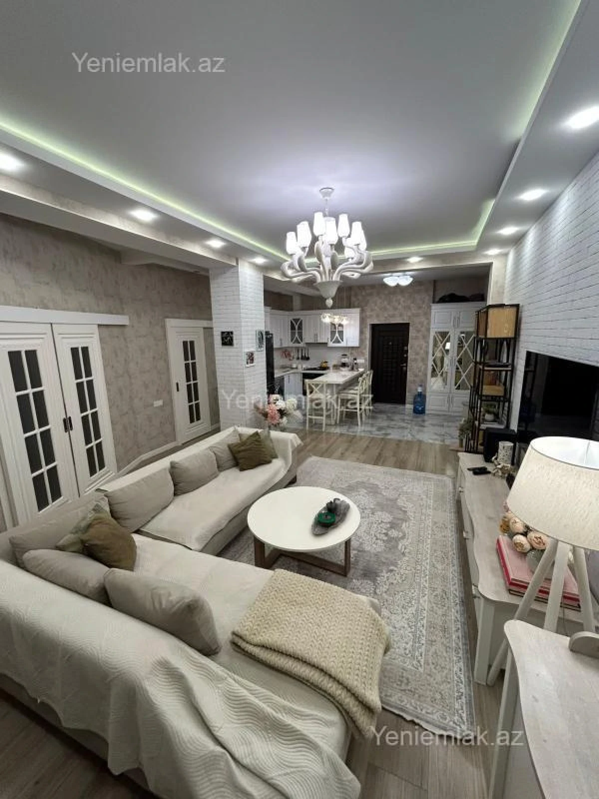 Satılır 4 otaqlı yeni tikili 99 m²