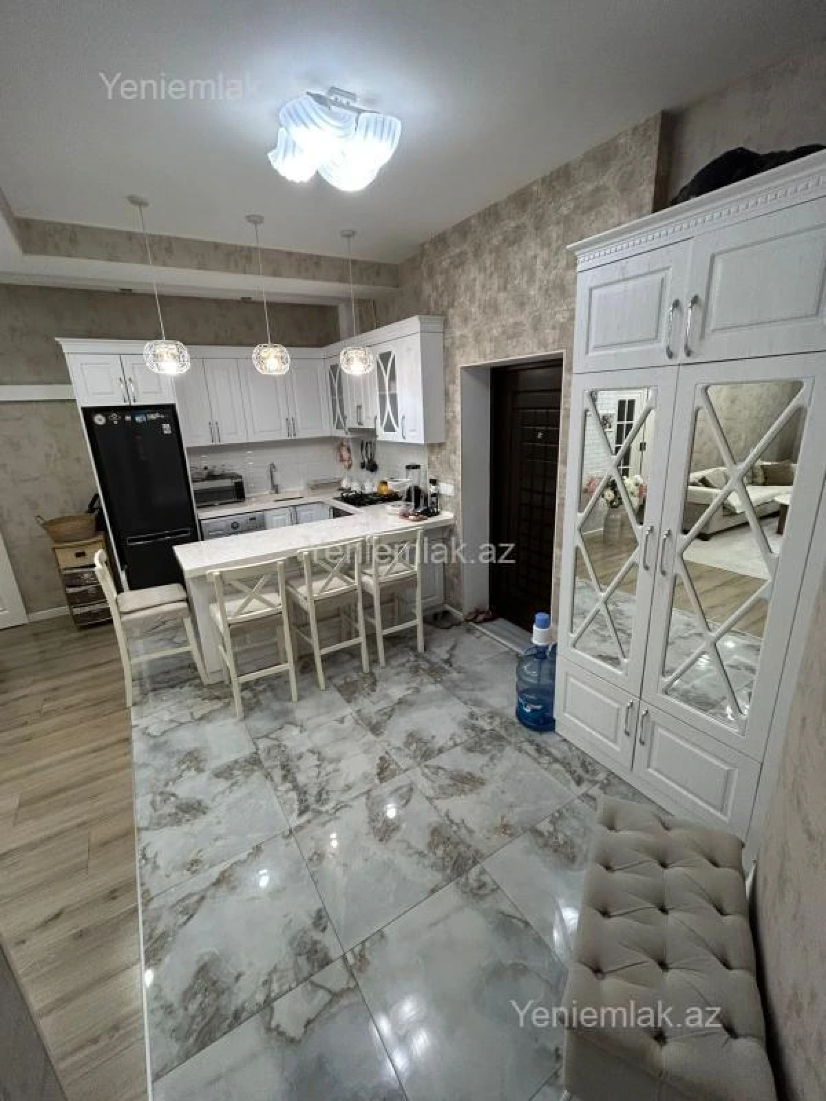 Satılır 4 otaqlı yeni tikili 99 m²