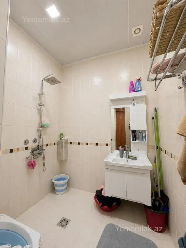 Satılır 3 otaqlı köhnə tikili 85 m²