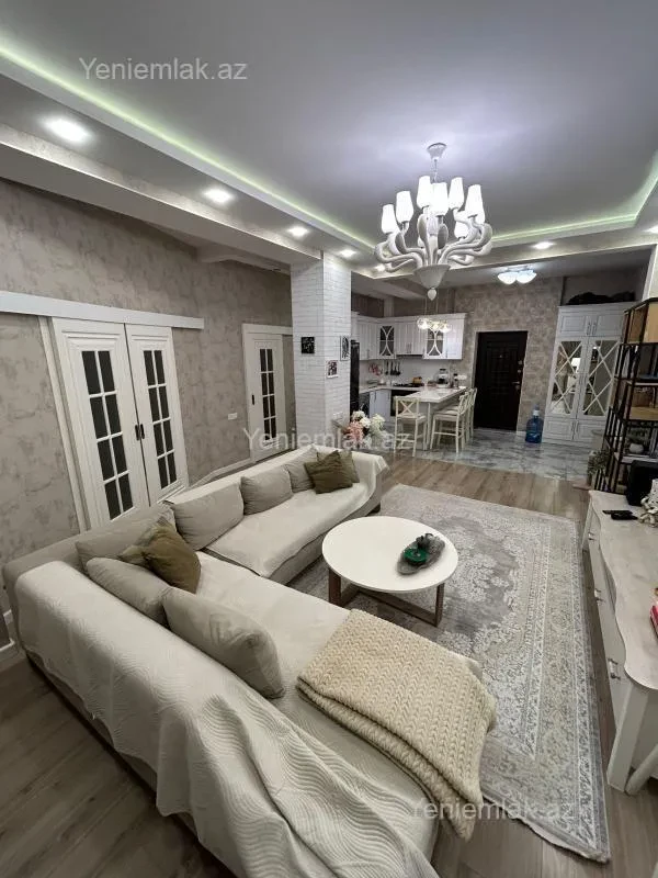 Satılır 2 otaqlı yeni tikili 100 m²