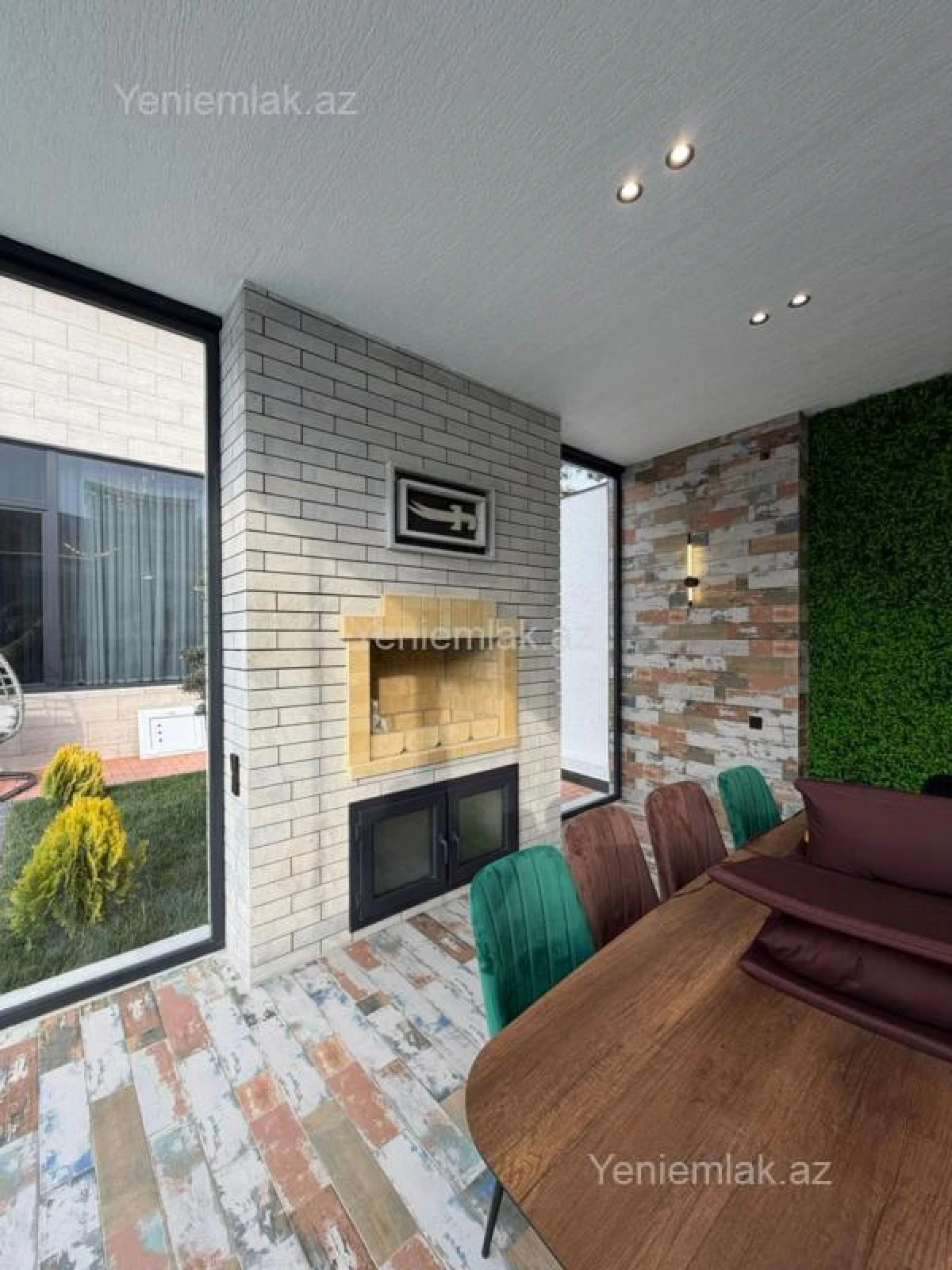 Satılır 5 otaqlı həyət evi 250 m²