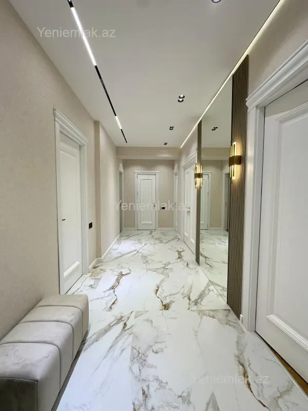 Satılır 3 otaqlı yeni tikili 146 m²