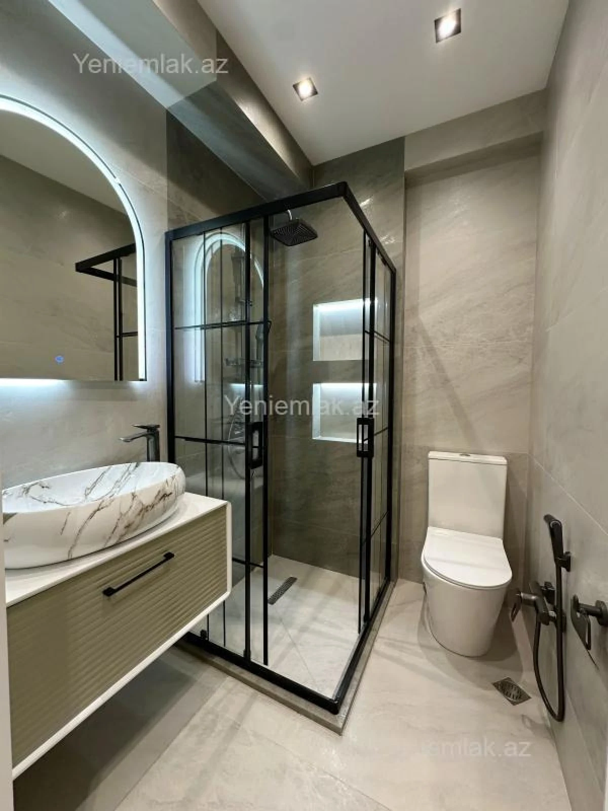 Satılır 3 otaqlı yeni tikili 146 m²