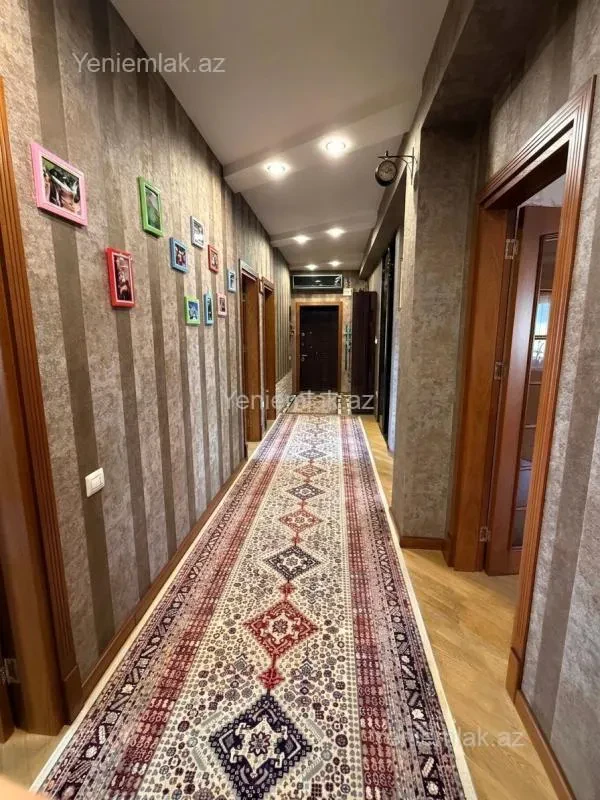 Satılır 4 otaqlı yeni tikili 162 m²