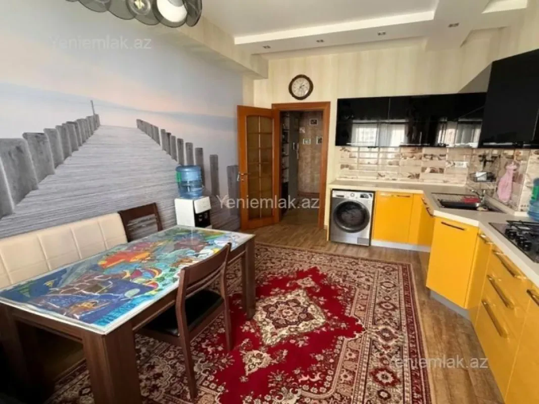 Satılır 4 otaqlı yeni tikili 162 m²