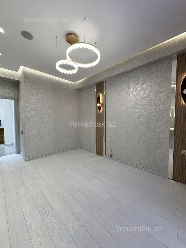Satılır 2 otaqlı yeni tikili 55 m²