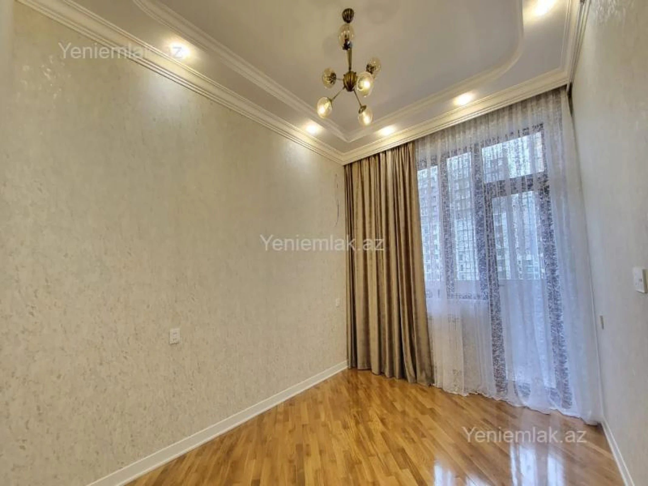 Satılır 2 otaqlı yeni tikili 60 m²
