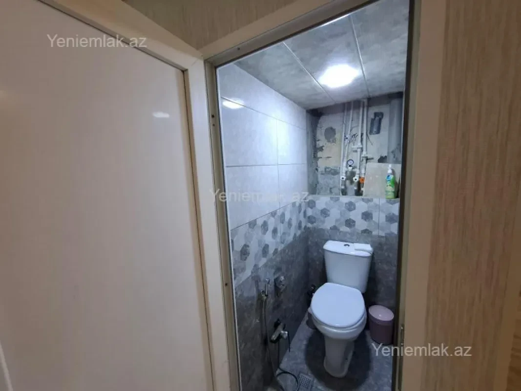 Satılır 3 otaqlı köhnə tikili 78 m²