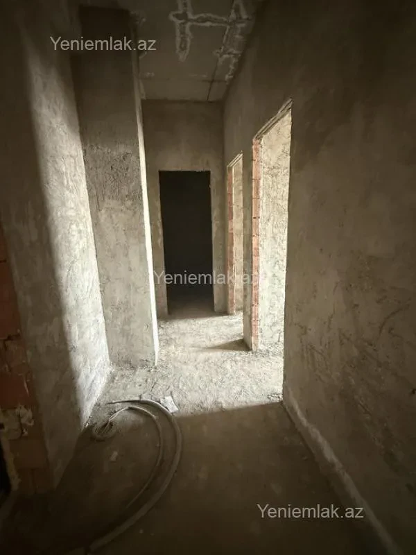 Satılır 2 otaqlı yeni tikili 75 m²