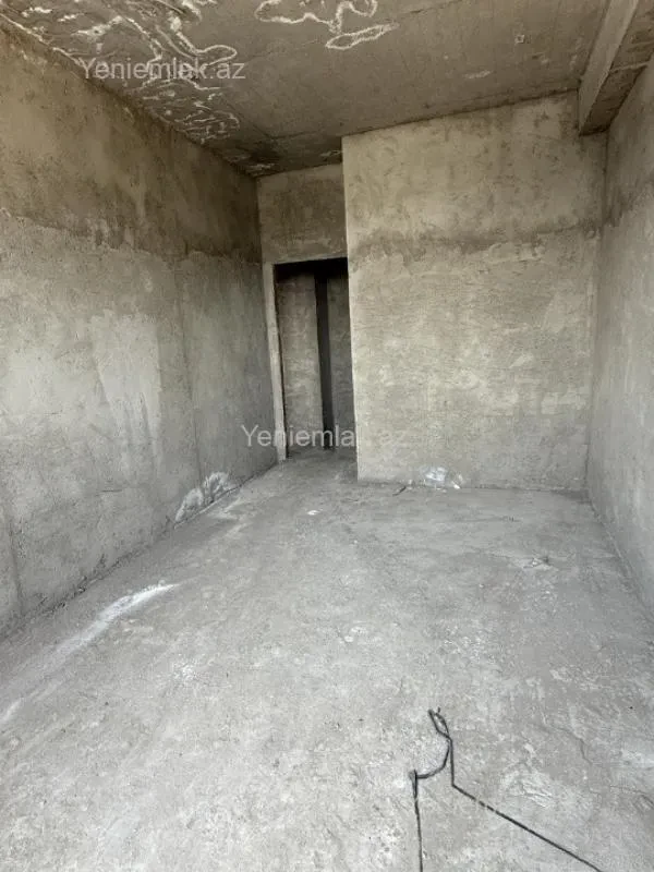 Satılır 2 otaqlı yeni tikili 75 m²