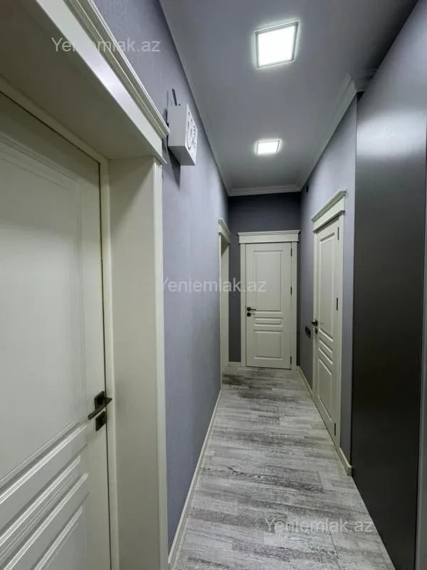 Satılır 3 otaqlı yeni tikili 110 m²
