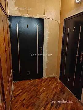 Satılır 2 otaqlı köhnə tikili 54 m²
