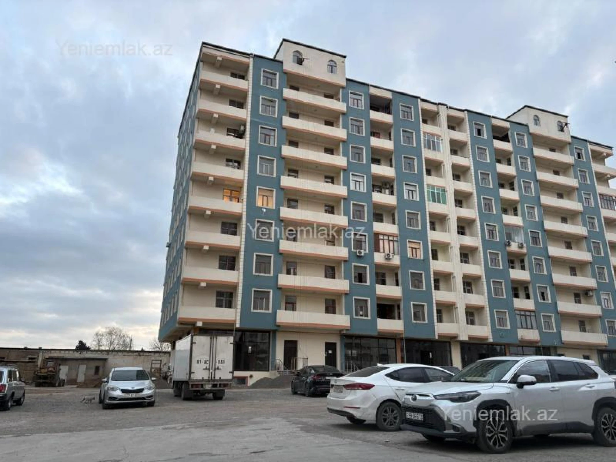Satılır 3 otaqlı yeni tikili 80 m²