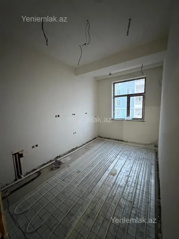 Satılır 3 otaqlı yeni tikili 80 m²