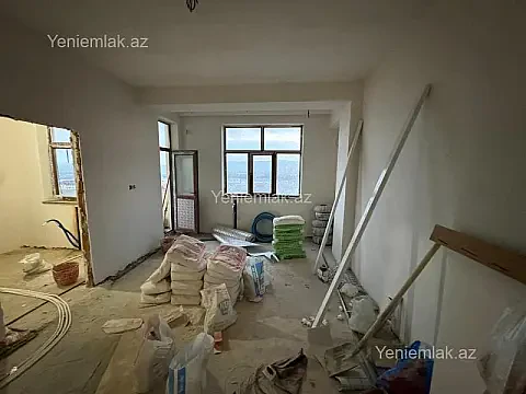 Satılır 3 otaqlı yeni tikili 80 m²