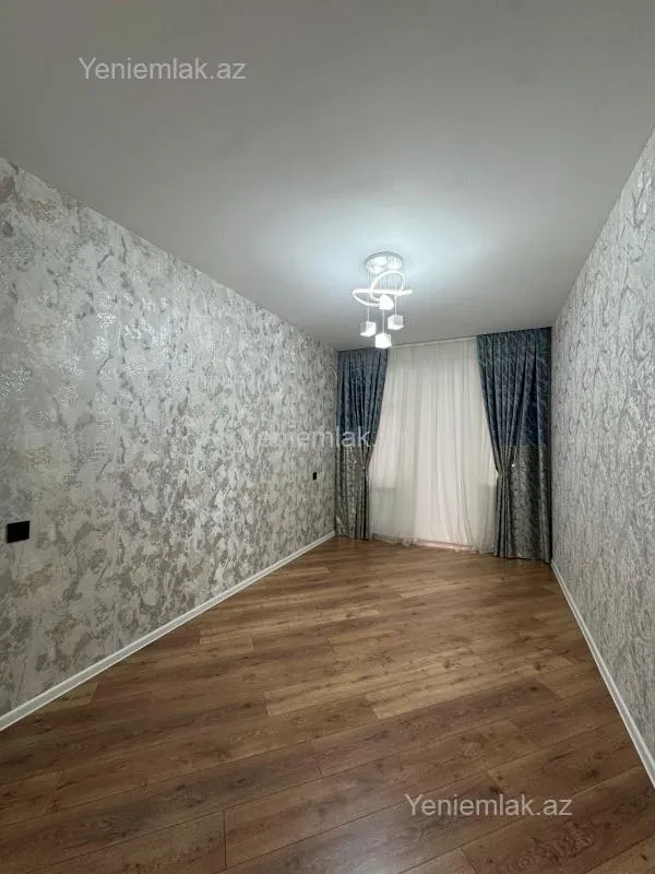 Satılır 4 otaqlı yeni tikili 160 m²
